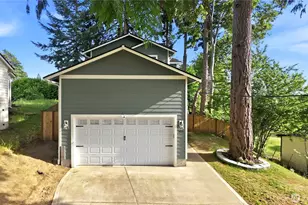 3631 W F St, Bremerton, WA 98312 - Photo 32