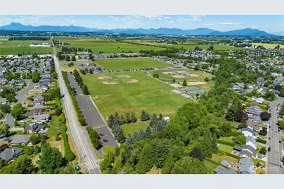 8555 Bender Road, Lynden, WA 98264 - Photo 38