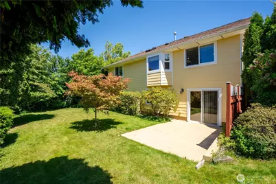 8555 Bender Road, Lynden, WA 98264 - Photo 4