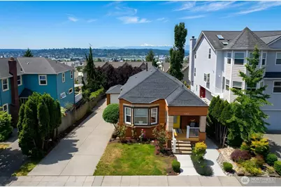 4317 Phinney Avenue N, Seattle, WA 98103 - Photo 2