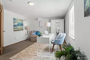 4317 Phinney Ave N, Seattle, WA 98103 - Photo 20