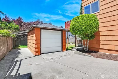 4317 Phinney Avenue N, Seattle, WA 98103 - Photo 32