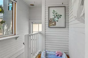 4317 Phinney Ave N, Seattle, WA 98103 - Photo 18
