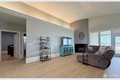 7019 NE Lake Vista Drive, Moses Lake, WA 98837 - Photo 20