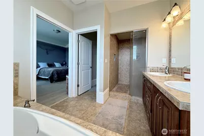 7019 NE Lake Vista Drive, Moses Lake, WA 98837 - Photo 16
