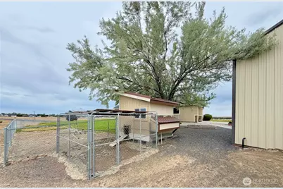 7019 NE Lake Vista Drive, Moses Lake, WA 98837 - Photo 36
