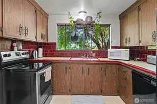 5669 Kitsap Way, Bremerton, WA 98312 - Photo 10