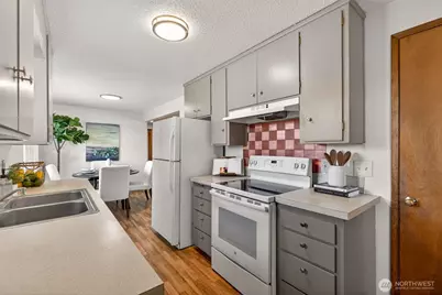 912 138th Street E, Tacoma, WA 98445 - Photo 10