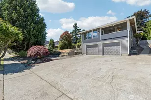1780 N Harmon St, Tacoma, WA 98406 - Photo 2