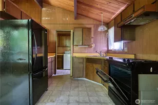 297 Marine Dr, Point Roberts, WA 98281 - Photo 22