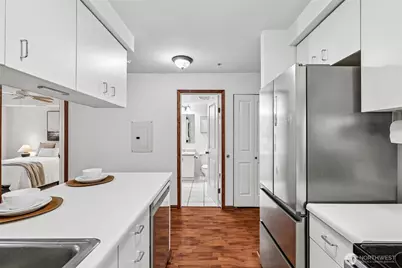 769 Hayes Street #309, Seattle, WA 98109 - Photo 12