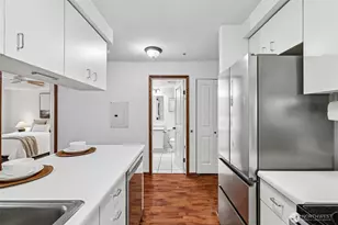 769 Hayes St, Seattle, WA 98109 - Photo 12
