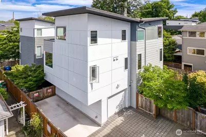 6533 34th Avenue SW #B, Seattle, WA 98126 - Photo 2