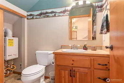 6978 Rainier Way, Deming, WA 98244 - Photo 20