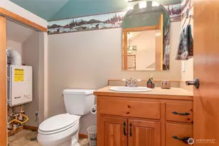 6978 Rainier Way, Deming, WA 98244 - Photo 20