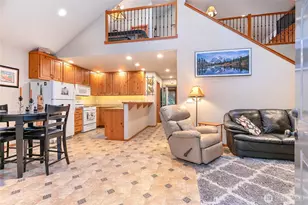 6978 Rainier Way, Deming, WA 98244 - Photo 2