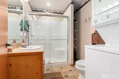 6978 Rainier Way, Deming, WA 98244 - Photo 14