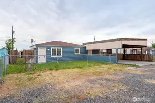 4253 NE Lincoln Dr, Moses Lake, WA 98837 - Photo 1