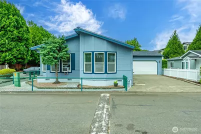 15400 SE 155th Place #1, Renton, WA 98058 - Photo 2