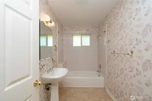 2015 W 7th St, Port Angeles, WA 98363 - Photo 24
