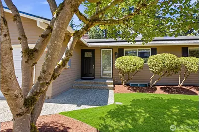 6341 121st Avenue SE, Bellevue, WA 98006 - Photo 1