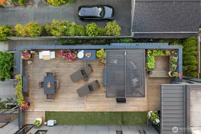210 W Comstock Street #301, Seattle, WA 98119 - Photo 28