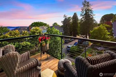 210 W Comstock Street #301, Seattle, WA 98119 - Photo 38
