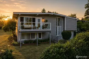 12017 64th Ave S, Seattle, WA 98178 - Photo 2