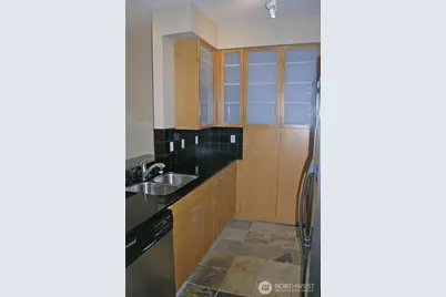 255 W Bakerview Road #401, Bellingham, WA 98226 - Photo 8