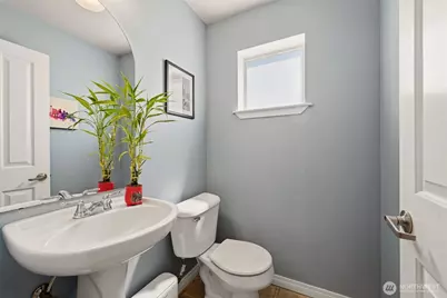 5710 198th Street SW #D, Lynnwood, WA 98036 - Photo 20