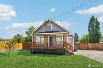 221 3rd Avenue NW, Pacific, WA 98047 - Photo 1