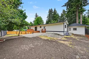 20006 117th St E, Bonney Lake, WA 98391 - Photo 28