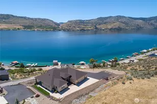 229 Apple Ave, Chelan, WA 98816 - Photo 2