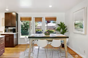 8018 40th Ave NE, Seattle, WA 98115 - Photo 10