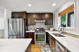 8018 40th Ave NE, Seattle, WA 98115 - Photo 14