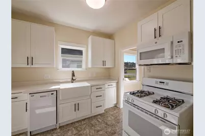 1615 E Wright Avenue, Tacoma, WA 98404 - Photo 10