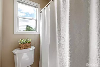 2614 Tacoma Road E, Puyallup, WA 98371 - Photo 18