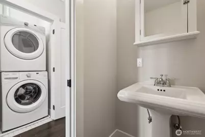 211 Market Street, Pacific Beach, WA 98571 - Photo 12