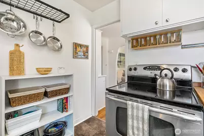 8526 17th Avenue NE, Seattle, WA 98115 - Photo 14