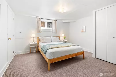 8526 17th Avenue NE, Seattle, WA 98115 - Photo 22
