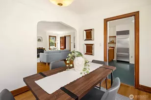 3802 NE 52nd St, Seattle, WA 98105 - Photo 12