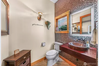 15404 Lakeview Avenue, Stanwood, WA 98292 - Photo 10