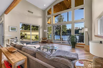 15404 Lakeview Avenue, Stanwood, WA 98292 - Photo 8