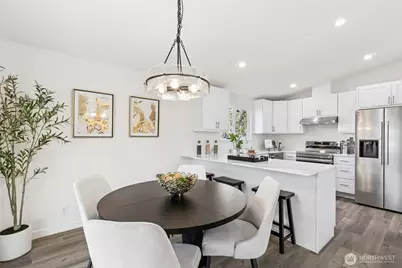 7002 42nd Avenue S, Seattle, WA 98118 - Photo 1