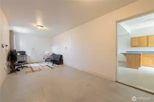 2424 Cleveland Ave, Everett, WA 98201 - Photo 36