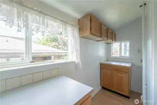 2424 Cleveland Ave, Everett, WA 98201 - Photo 24