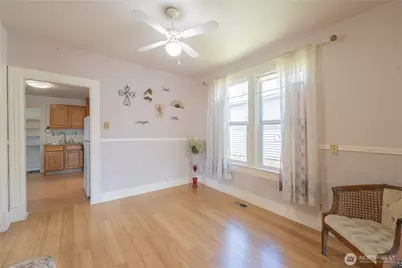 2424 Cleveland Avenue, Everett, WA 98201 - Photo 14