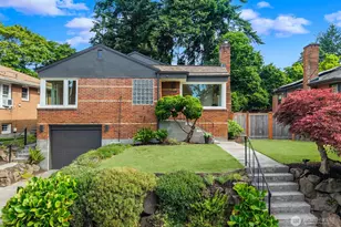 4414 NE 65th St, Seattle, WA 98115 - Photo 2