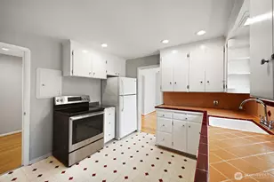 4414 NE 65th St, Seattle, WA 98115 - Photo 12