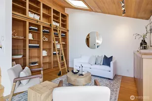 2031 Fairview Ave E, Seattle, WA 98102 - Photo 12